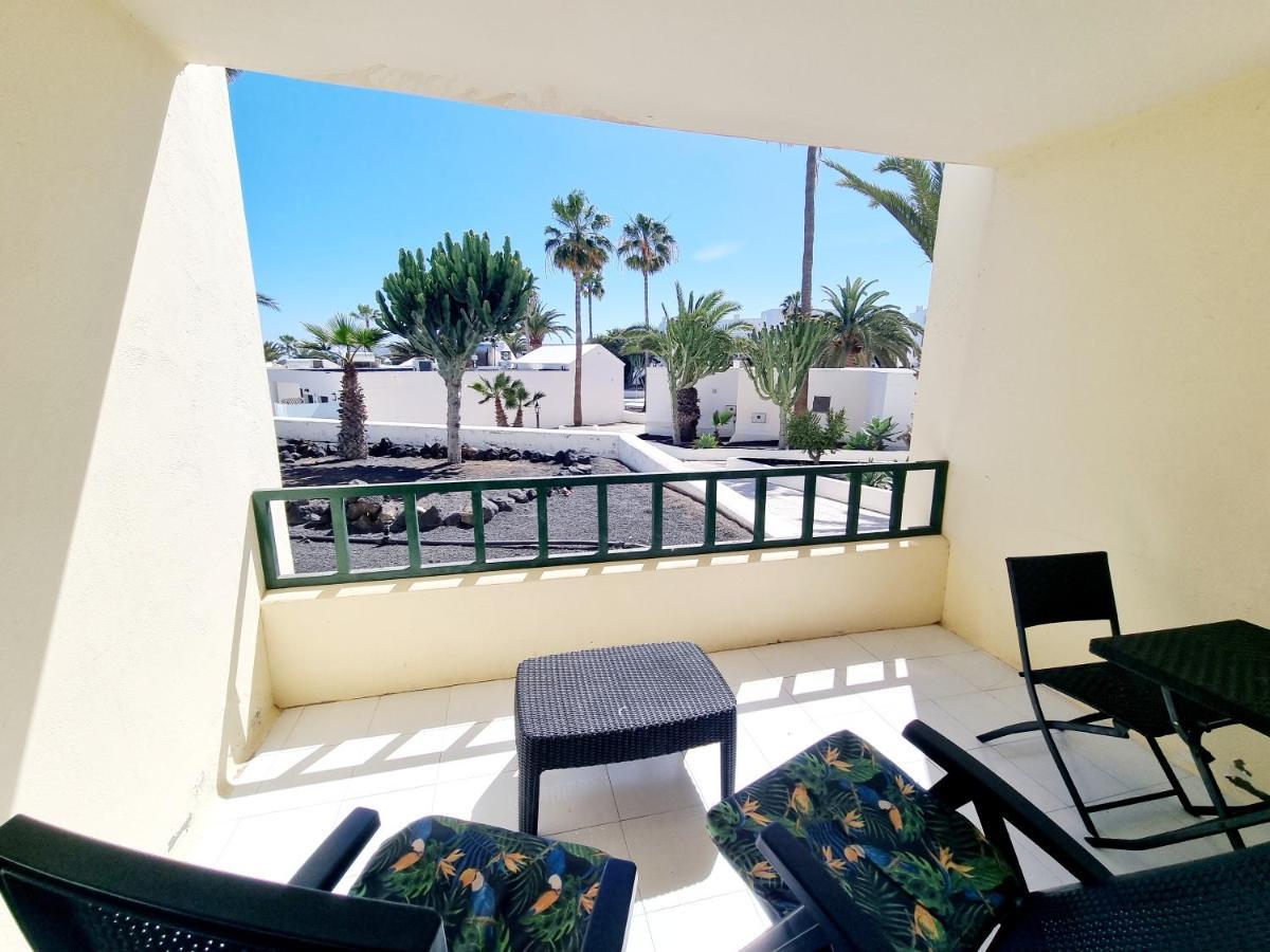 Apartament Casa Atlantis Playa Roca Costa Teguise Zewnętrze zdjęcie